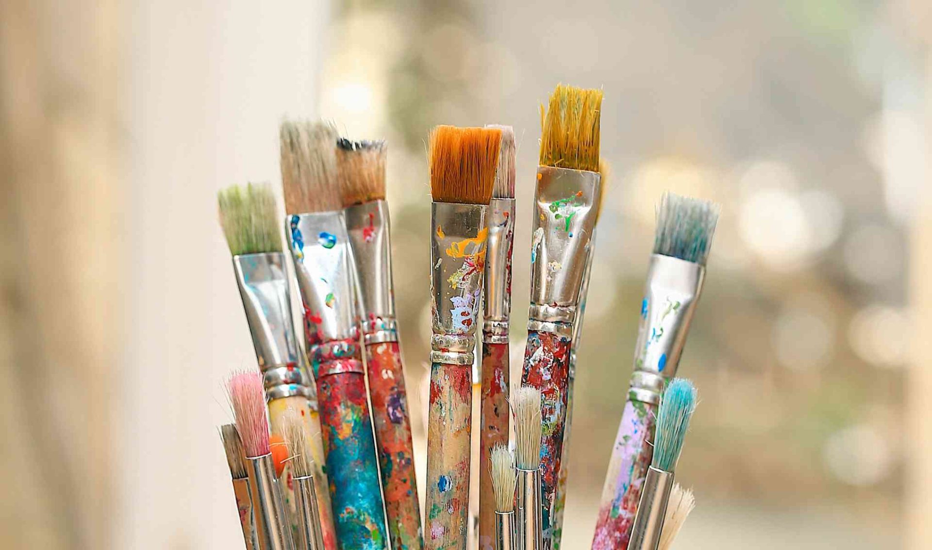 Paint brushes 2024